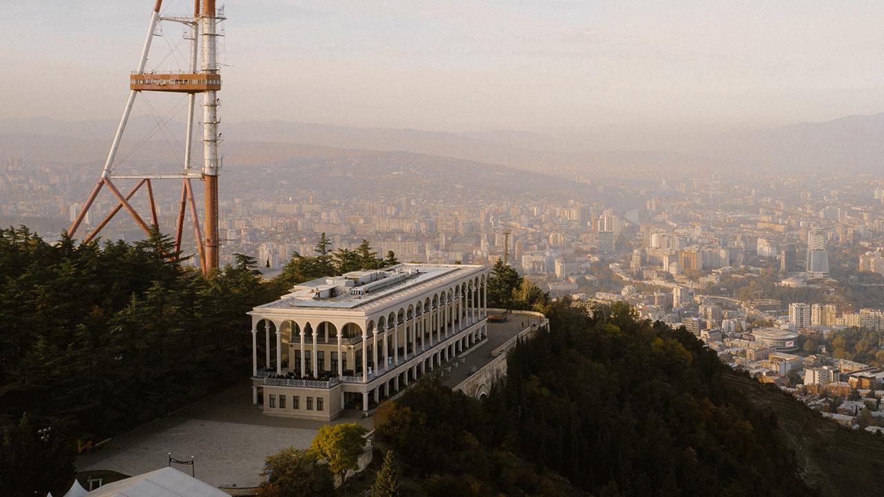 თბილისი ჩემებურად...